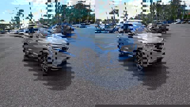 Certified 2023 Acura RDX FWD w/ Technology Package image 2