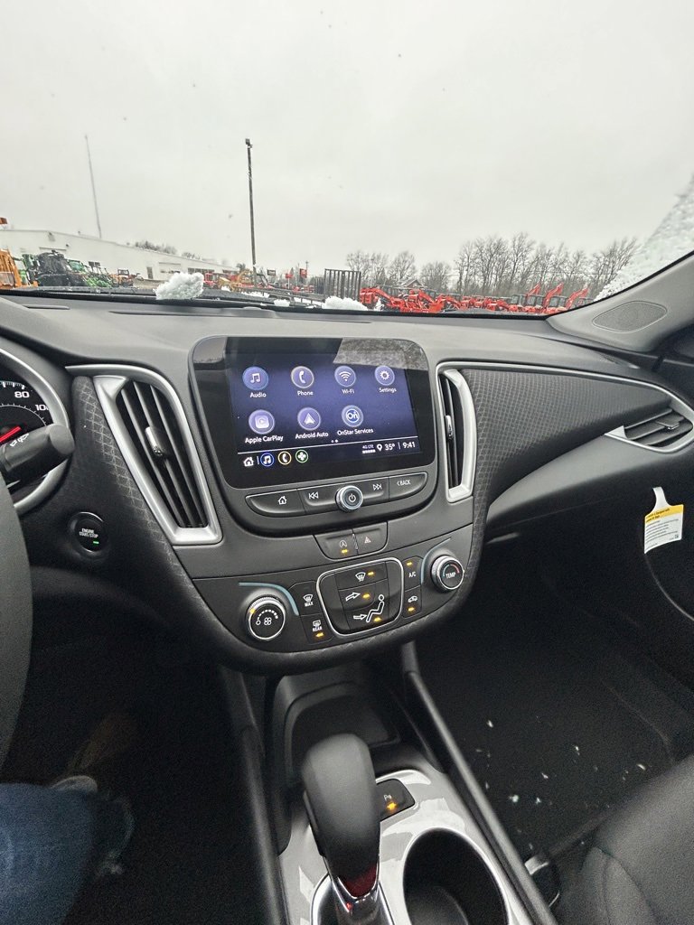 New 2025 Chevrolet Malibu RS image 21