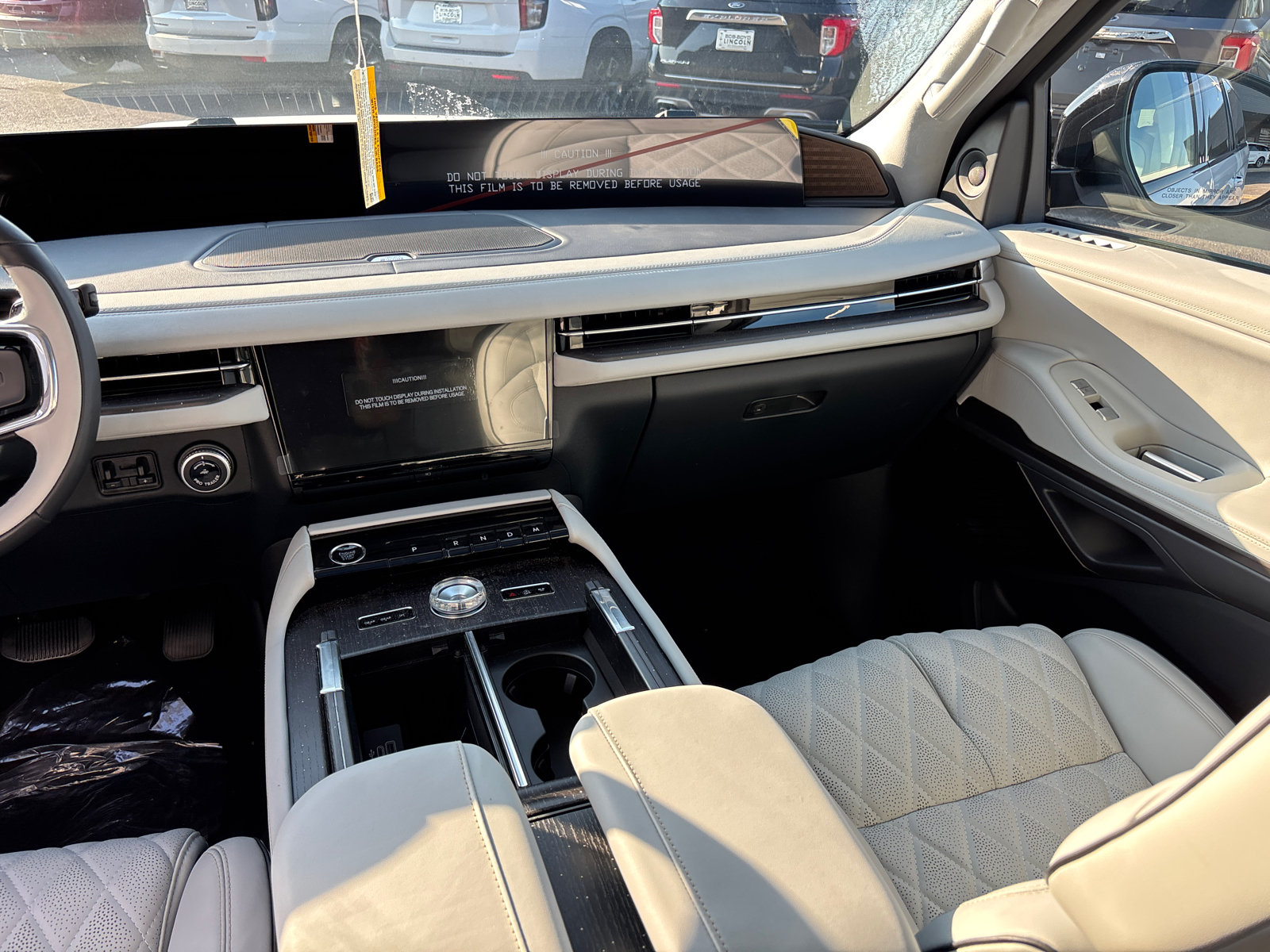 New 2027 Lincoln Navigator L Black Label w/ Black Label Special Edition AWD/4WD image 31