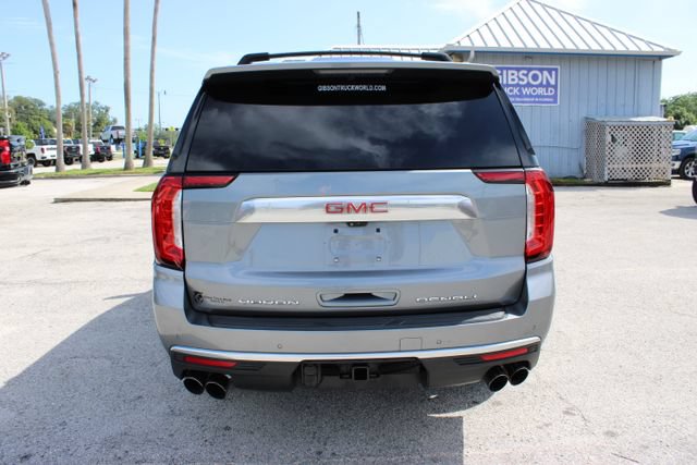 Used 2021 GMC Yukon XL Denali w/ Denali Premium Package AWD/4WD image 9