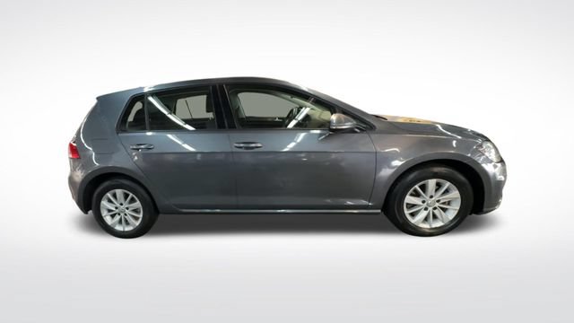 Used 2019 Volkswagen Golf S FWD image 10