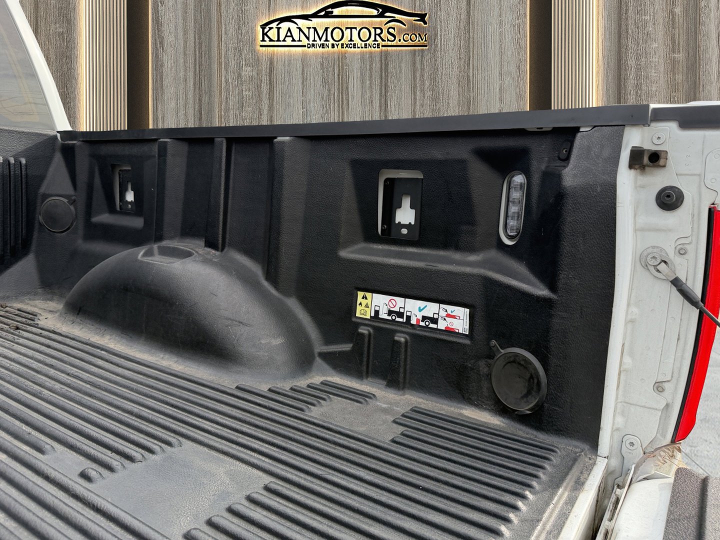 Used 2021 Ford F150 Lariat w/ Equipment Group 501A Mid image 46