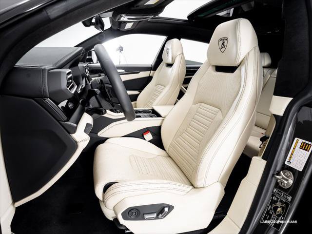 Used 2025 Lamborghini Urus S AWD/4WD image 29
