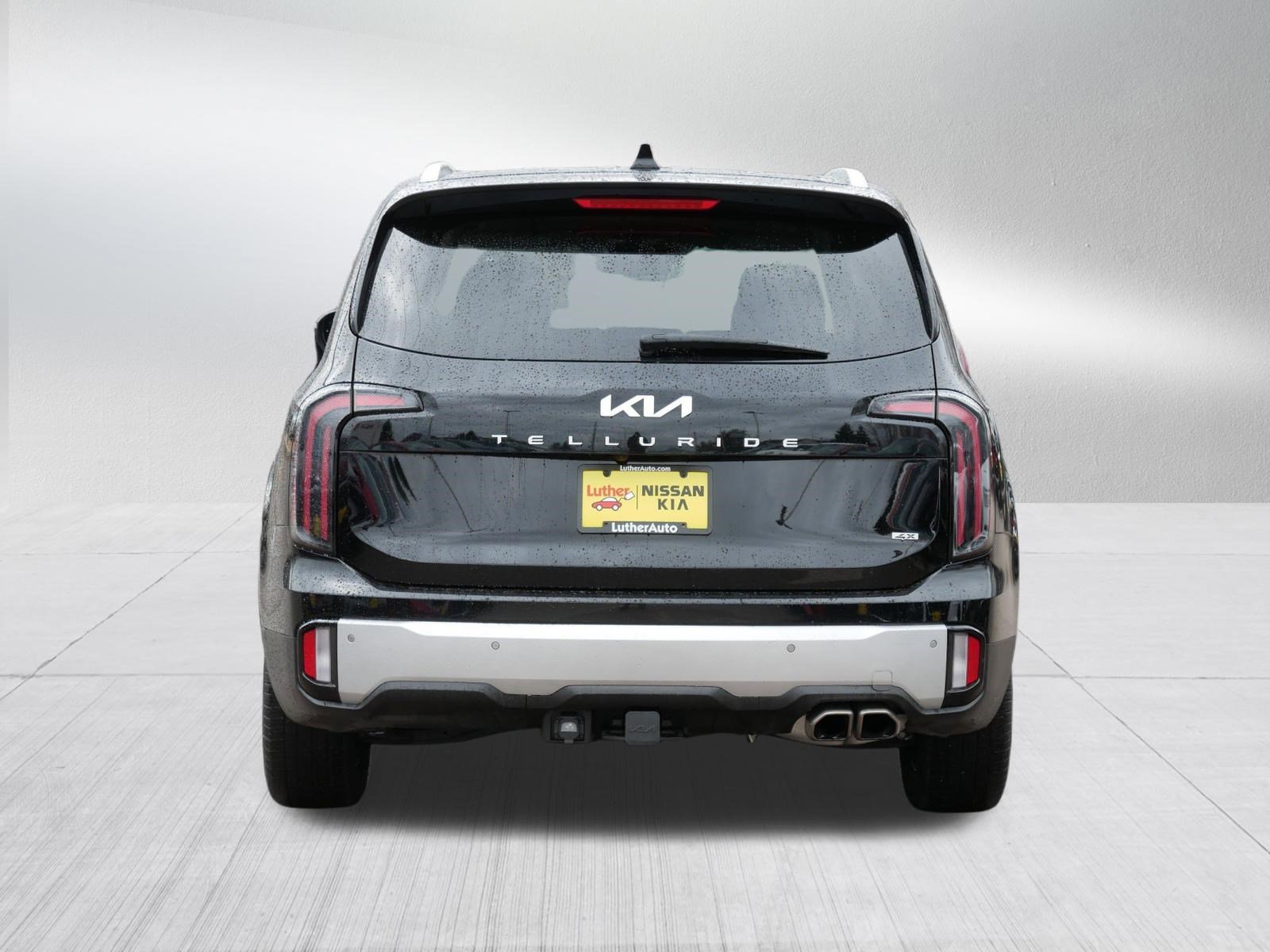 Certified 2024 Kia Telluride EX w/ EX Captain's Chair Package image 6
