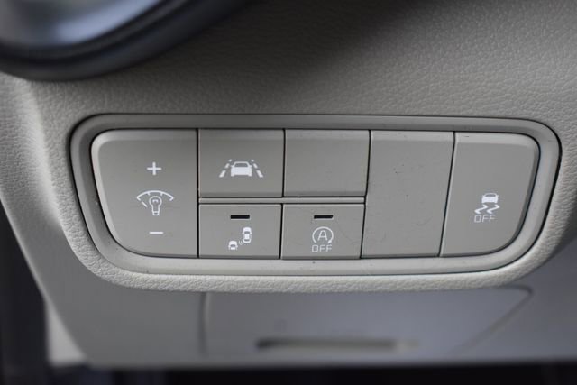 Certified 2022 Kia Soul LX w/ Technology Package image 20