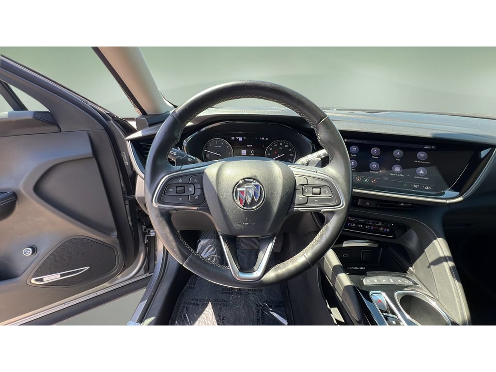 Certified 2021 Buick Envision Avenir w/ Technology Package II AWD/4WD image 22