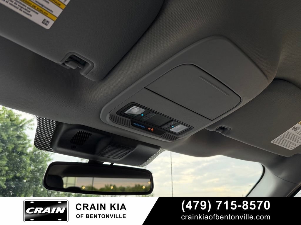 Used 2022 Ford F150 Lightning Pro AWD/4WD image 18