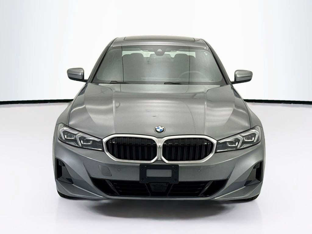 Used 2025 BMW 330i xDrive Sedan w/ M Sport Package AWD/4WD image 2