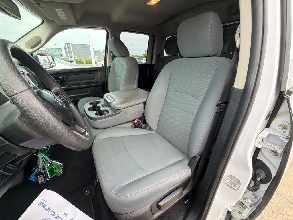 Used 2018 RAM 1500 Express AWD/4WD image 13