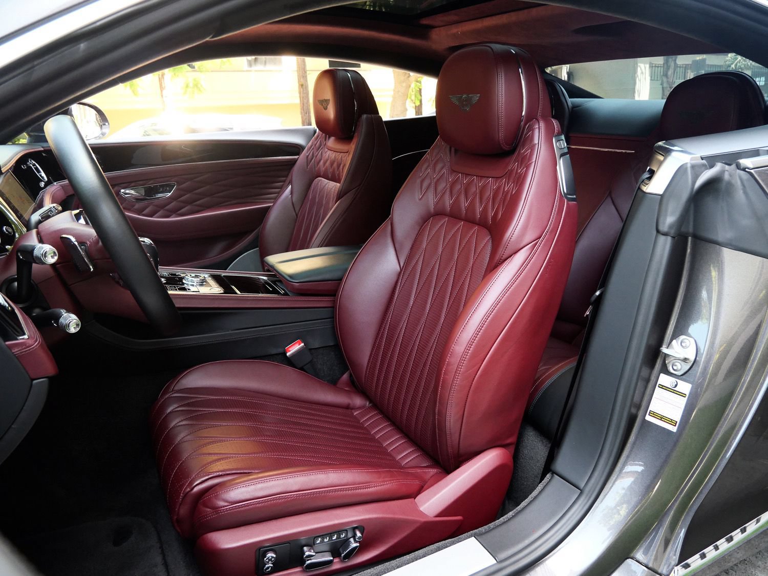 Used 2024 Bentley Continental GT Azure AWD/4WD image 18