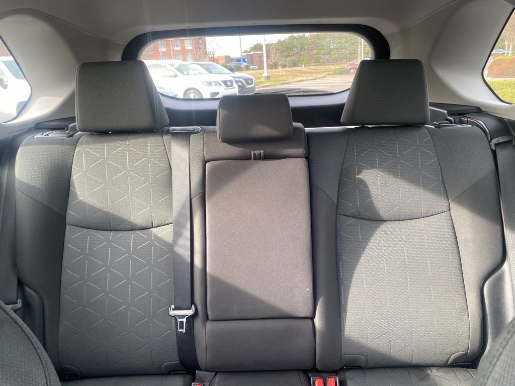 Used 2023 Toyota RAV4 XLE image 31