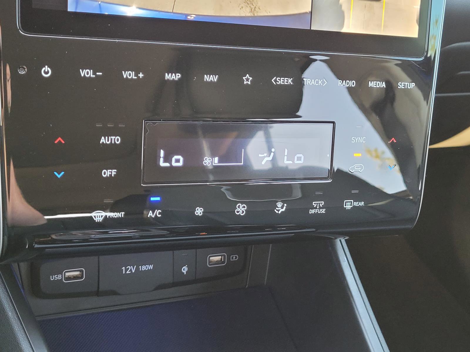 Used 2023 Hyundai Tucson Limited image 30