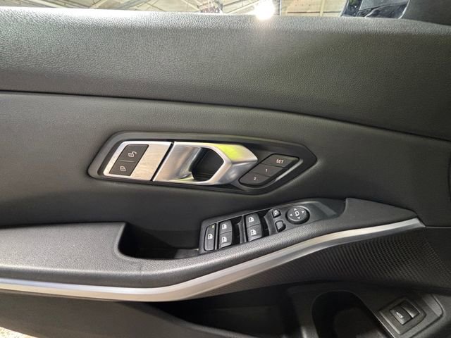 Used 2019 BMW 330i xDrive Sedan w/ Convenience Package image 11