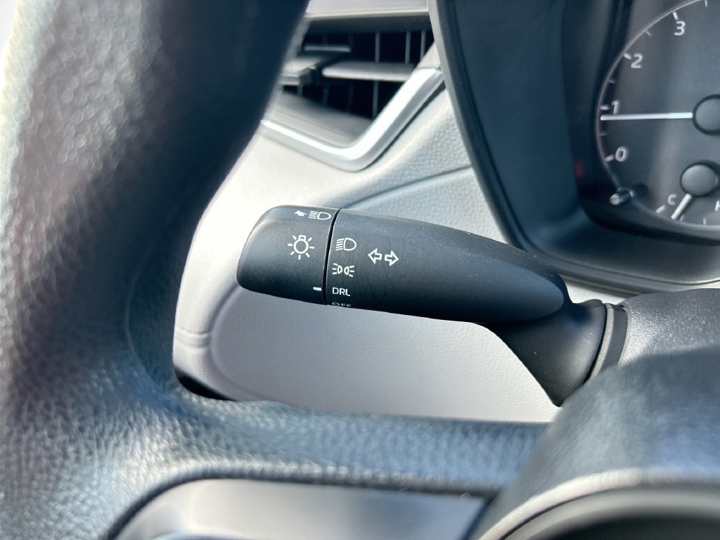 Certified 2025 Toyota Corolla Cross L FWD image 19