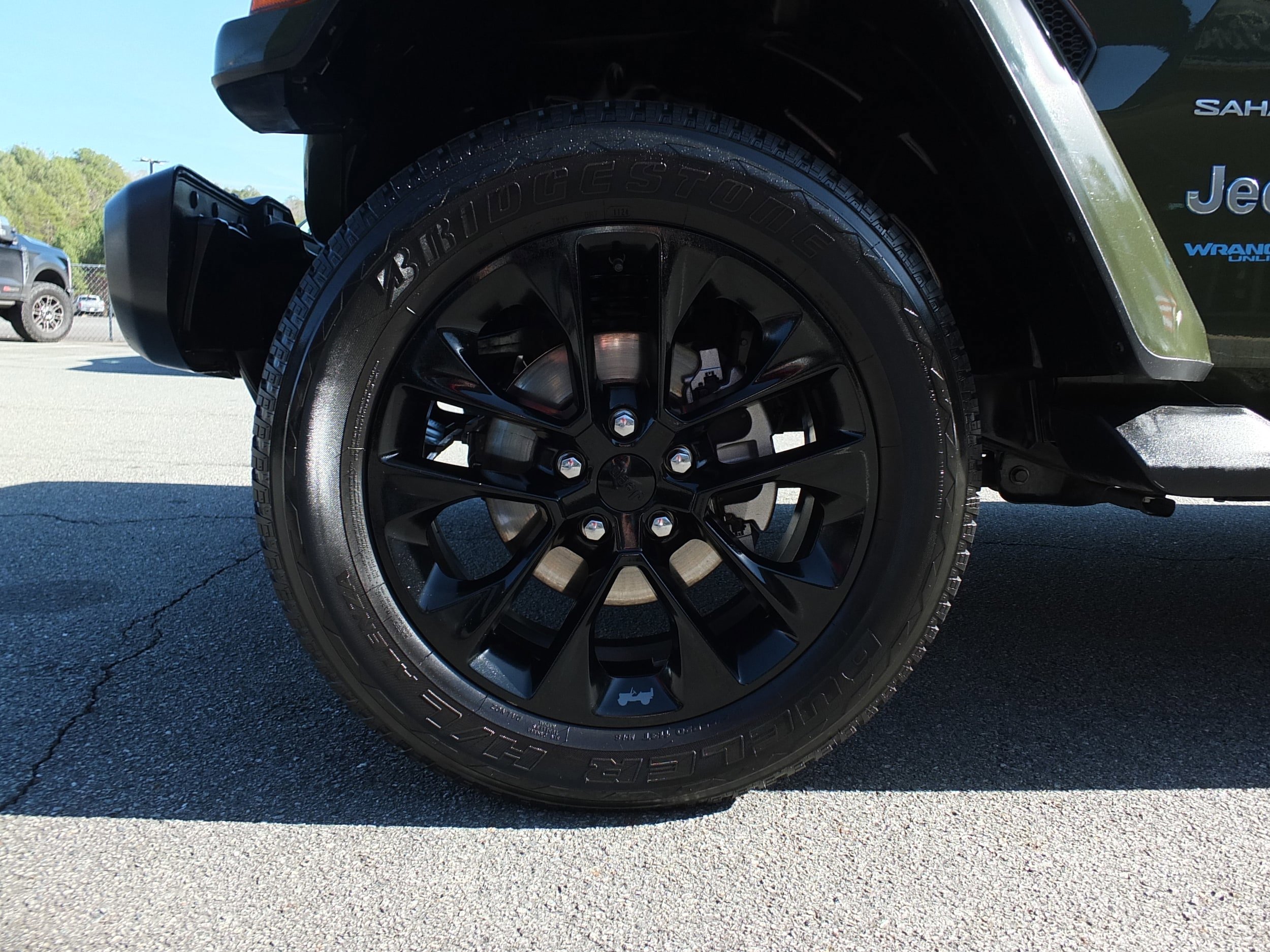 Used 2021 Jeep Wrangler Unlimited Sahara w/ Cold Weather Group image 9
