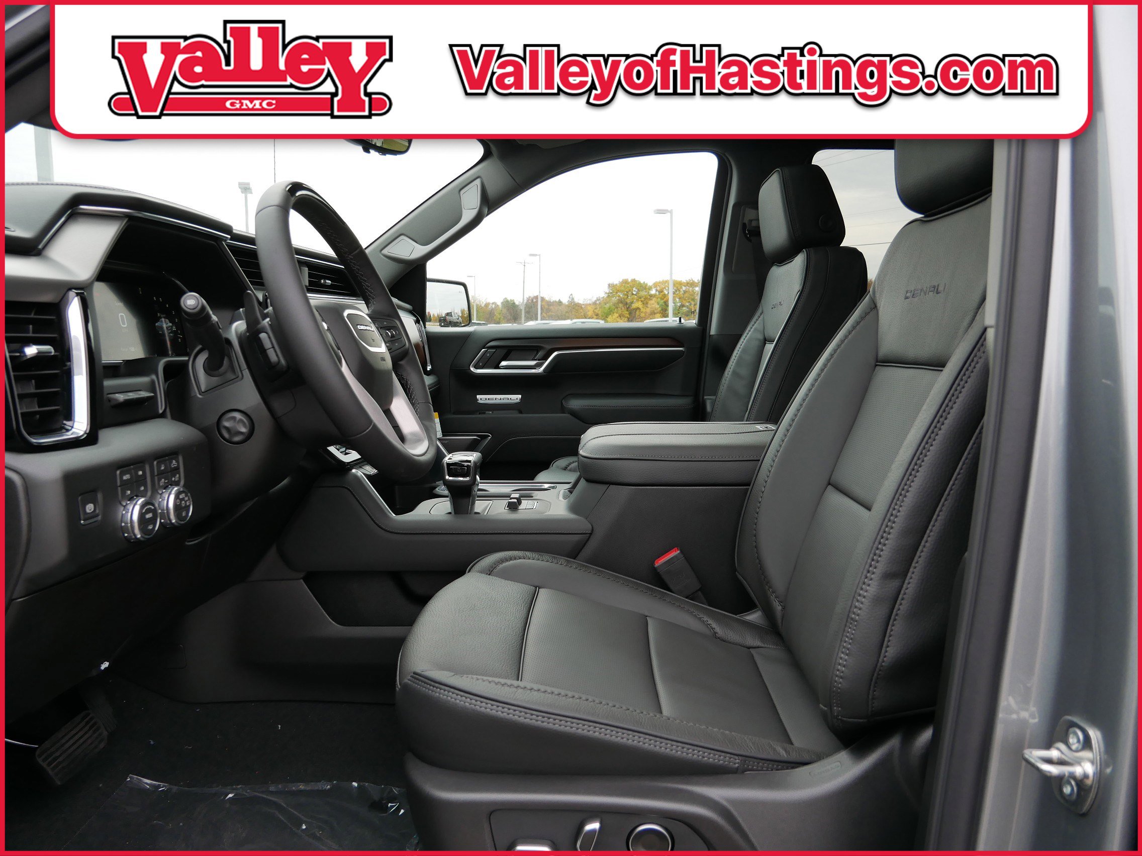 New 2026 GMC Sierra 1500 Denali w/ Technology Package image 7