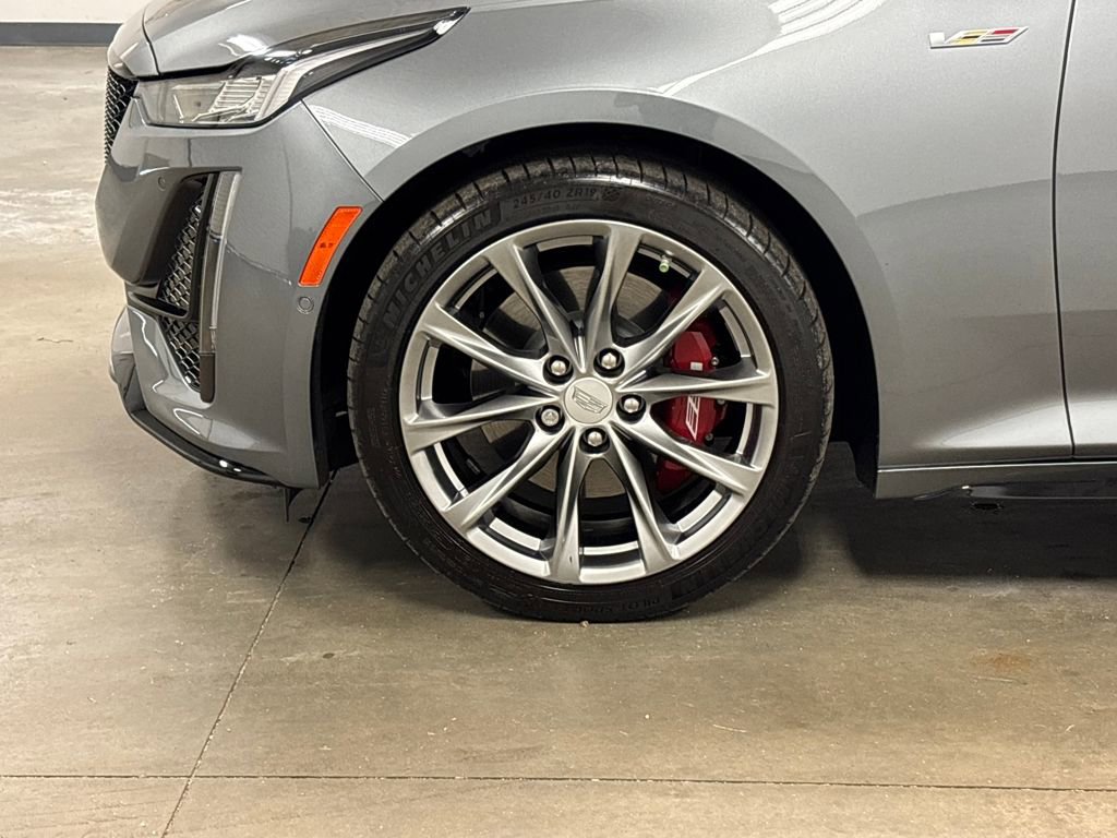 Used 2021 Cadillac CT5 V w/ Premium Package image 11