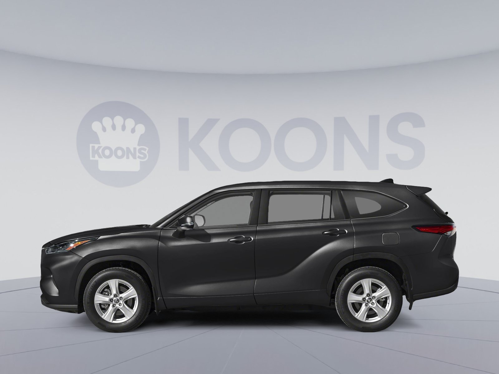 Used 2023 Toyota Highlander L FWD image 4