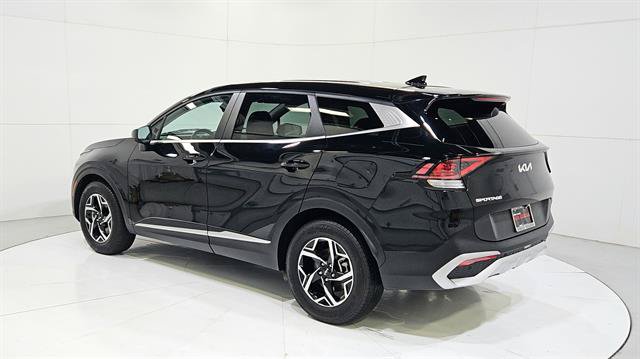 Used 2025 Kia Sportage LX FWD image 6