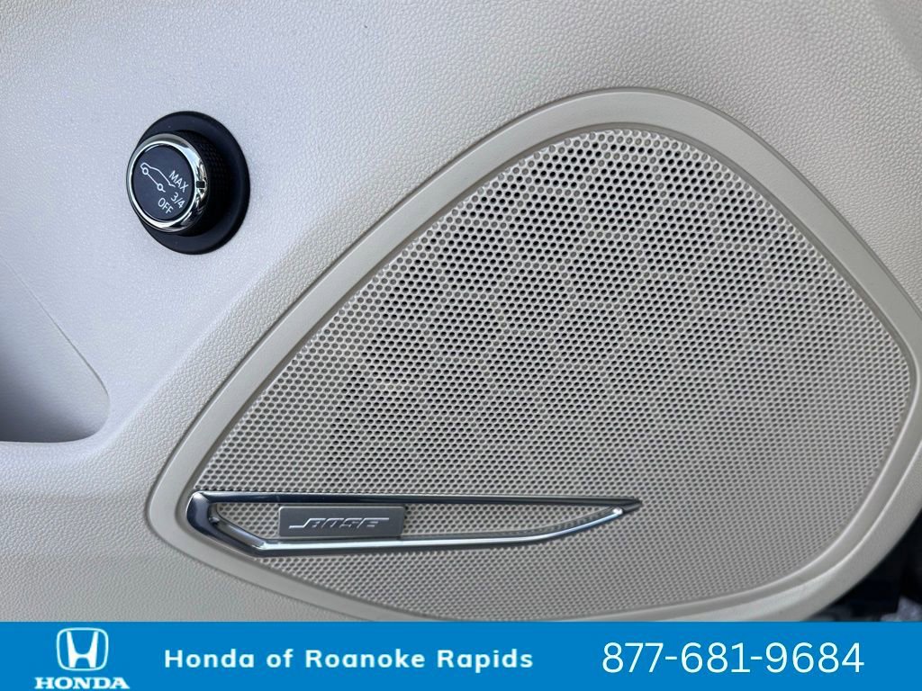 Used 2023 Buick Envision Avenir image 31