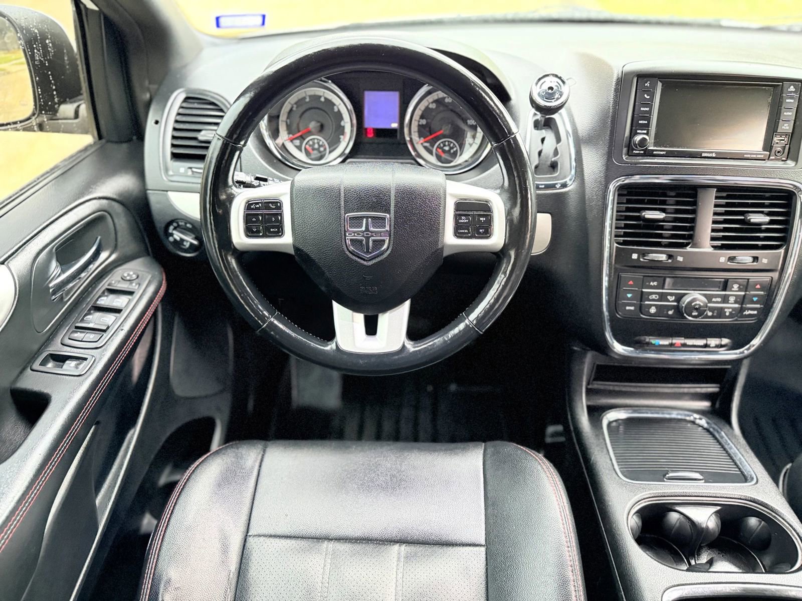 Used 2019 Dodge Grand Caravan GT image 17