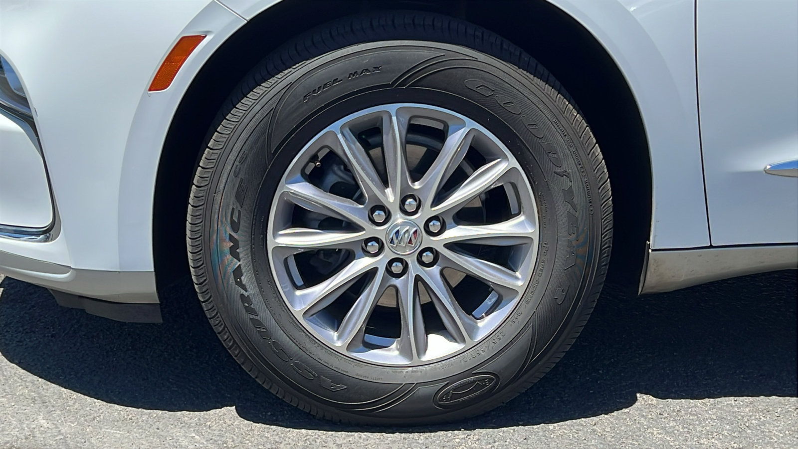 Certified 2024 Buick Enclave Premium AWD/4WD image 9