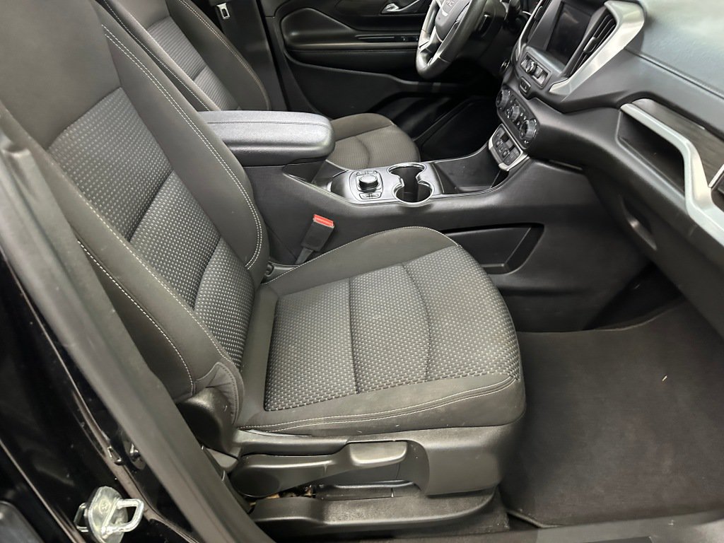 Used 2023 GMC Terrain SLE w/ Driver Convenience Package FWD image 32