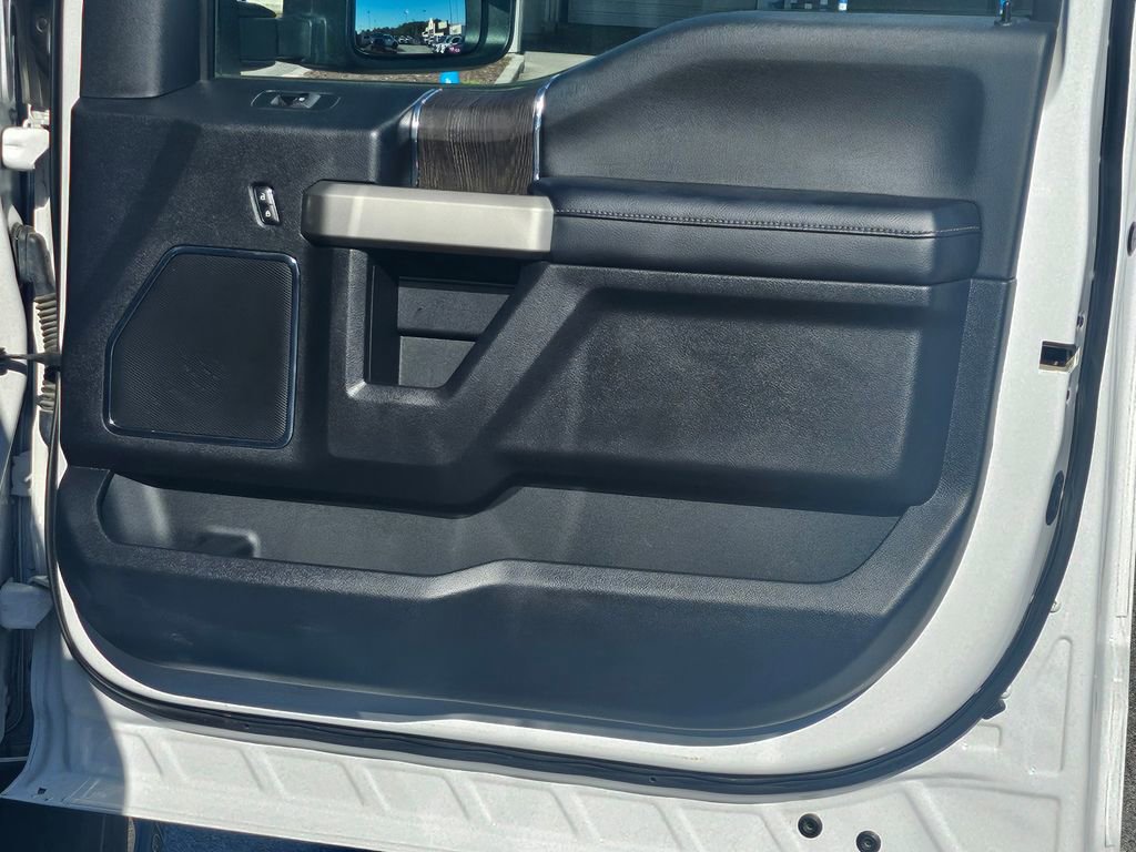 Used 2020 Ford F250 Lariat w/ Lariat Ultimate Package image 34