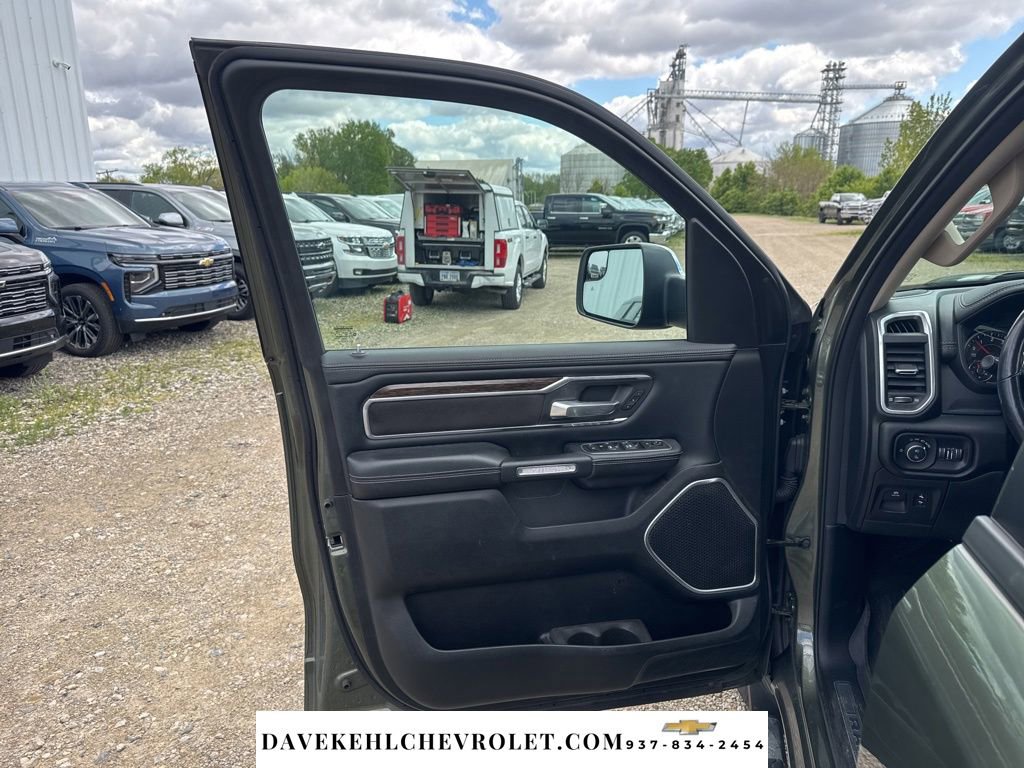 Used 2020 RAM 1500 Laramie AWD/4WD image 10