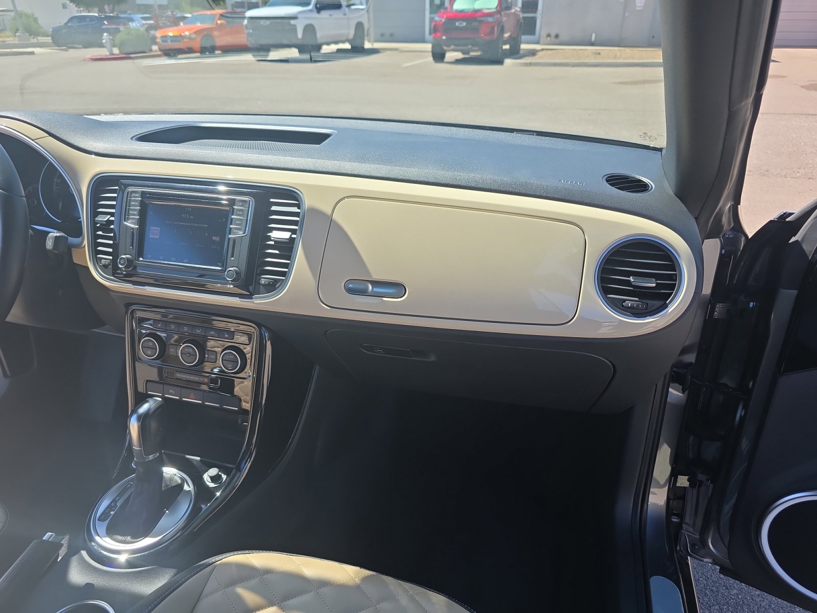 Used 2019 Volkswagen Beetle 2.0T Final Edition SEL image 20