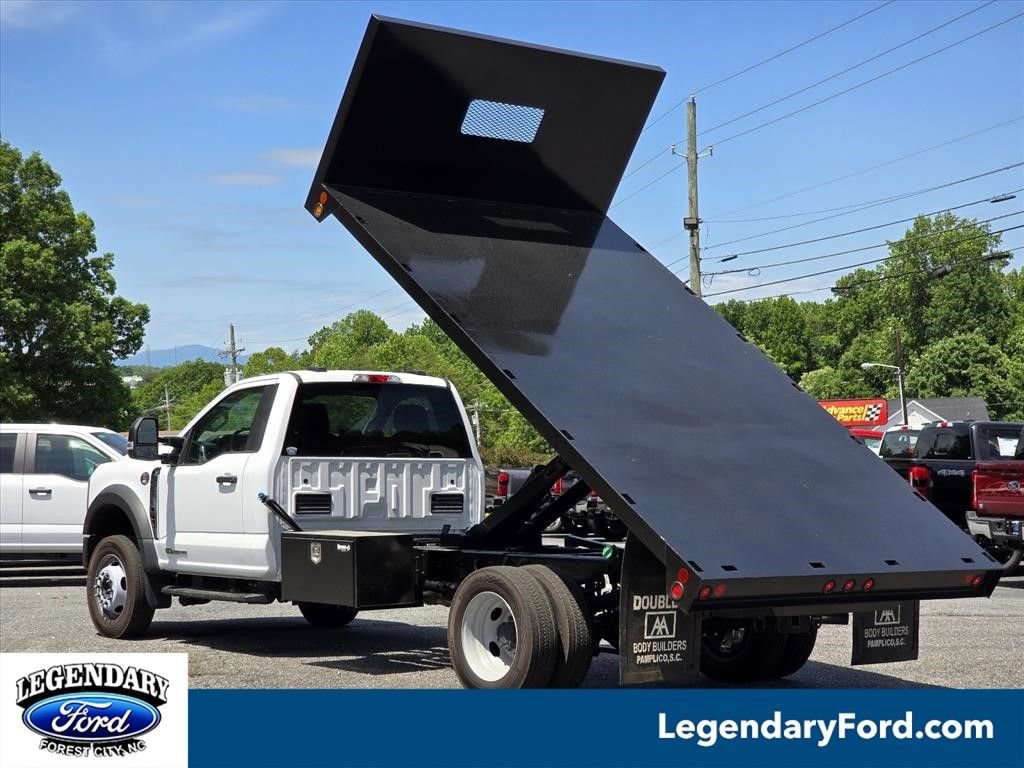 New 2025 Ford F550 4x4 Regular Cab Super Duty video 2
