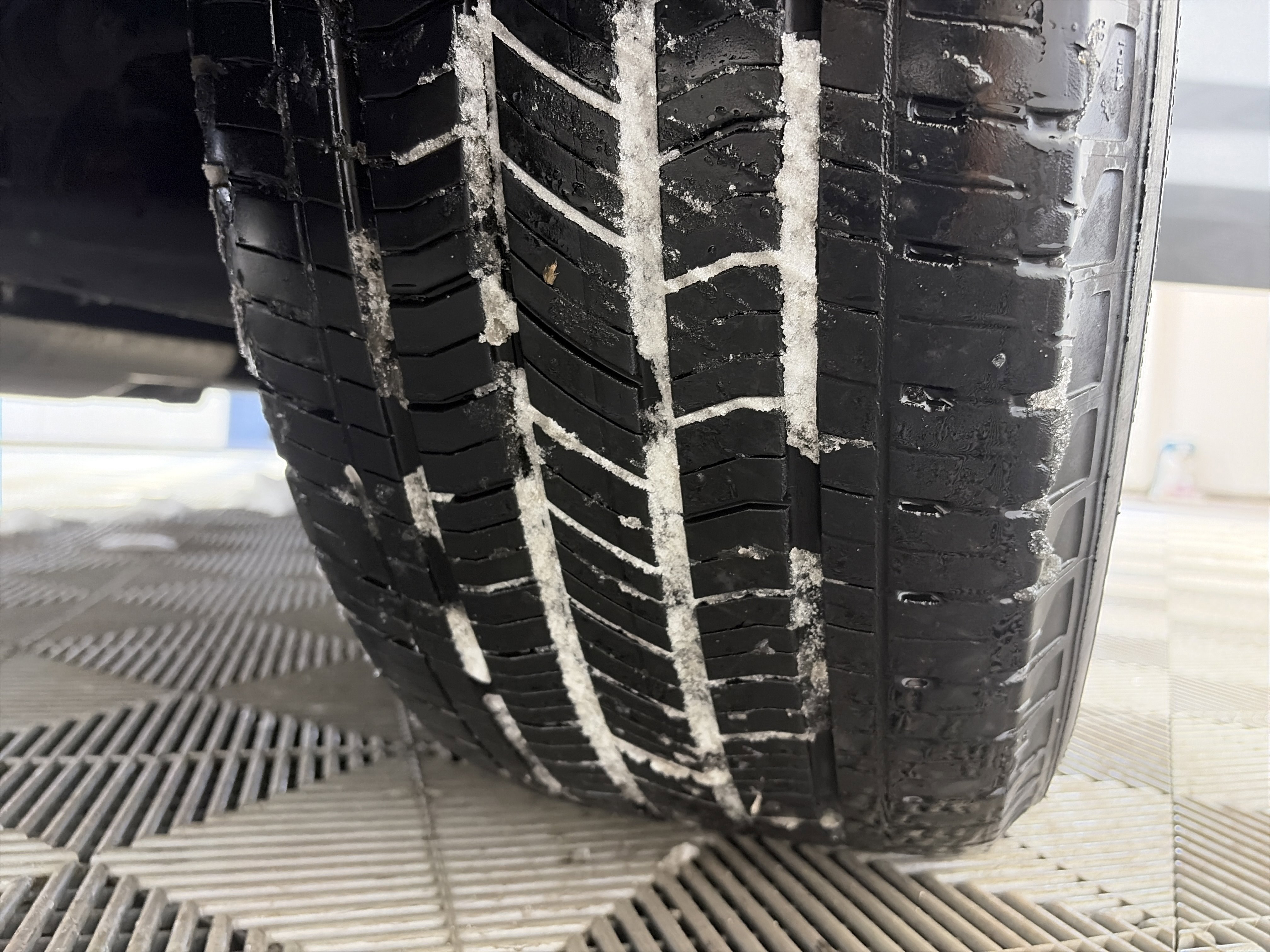 Certified 2022 GMC Yukon XL SLE w/ Max Trailering Package image 13