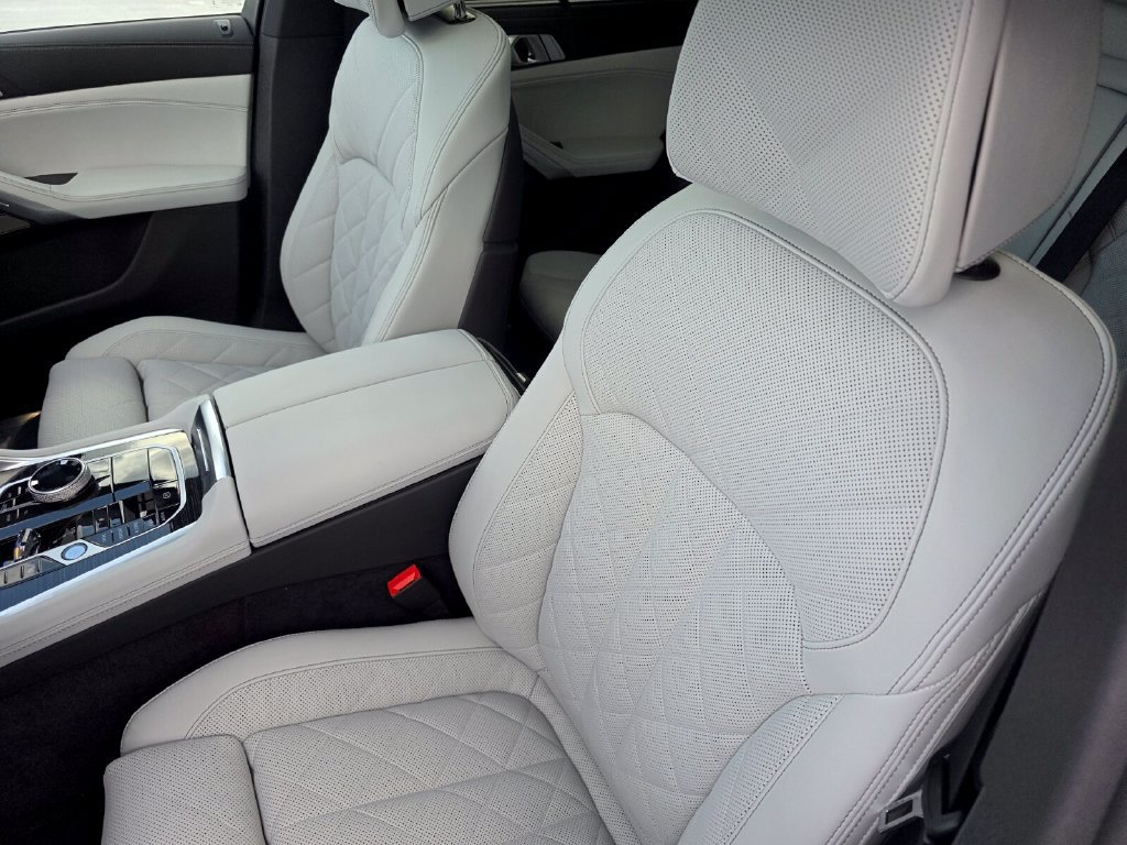 New 2027 BMW X6 xDrive40i AWD/4WD image 9