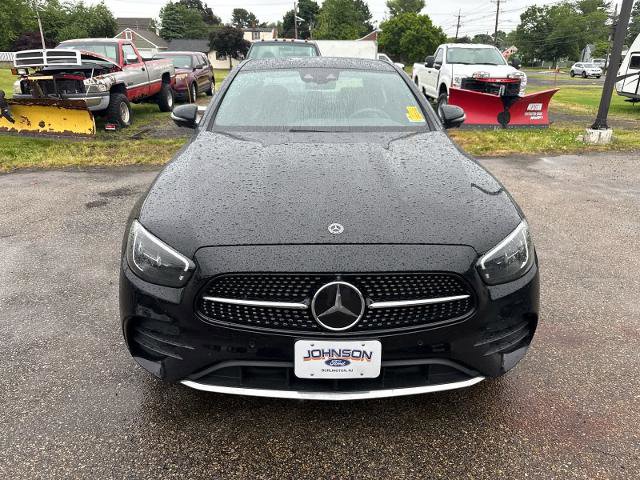 Used 2021 Mercedes-Benz E 350 4MATIC Sedan image 2