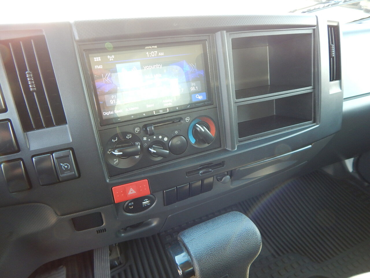 Used 2024 Isuzu NPR image 25