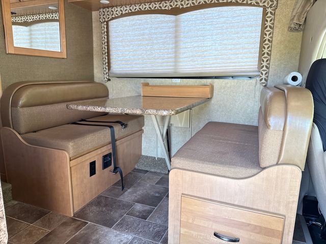 Used 2016 Ford E-450 and Econoline 450 Super Duty w/ Motorhome Prep Package RWD image 18