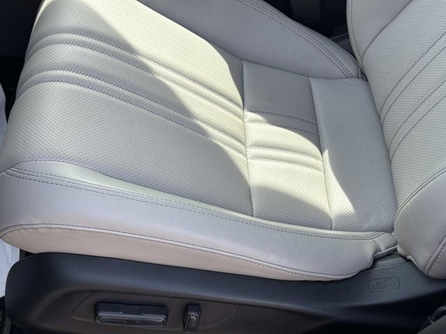 Certified 2026 Honda HR-V EX-L image 9