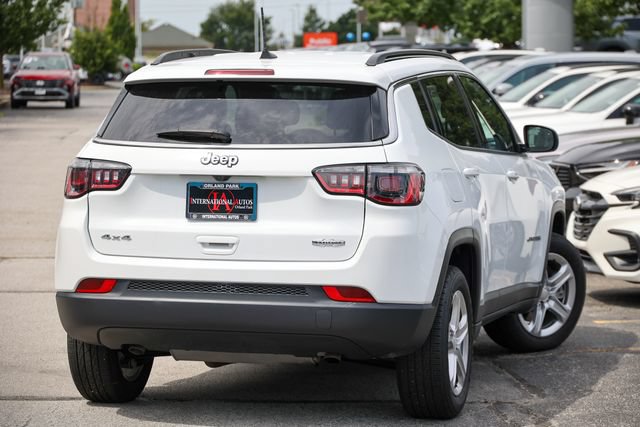 Used 2023 Jeep Compass Latitude w/ Convenience Group AWD/4WD image 20
