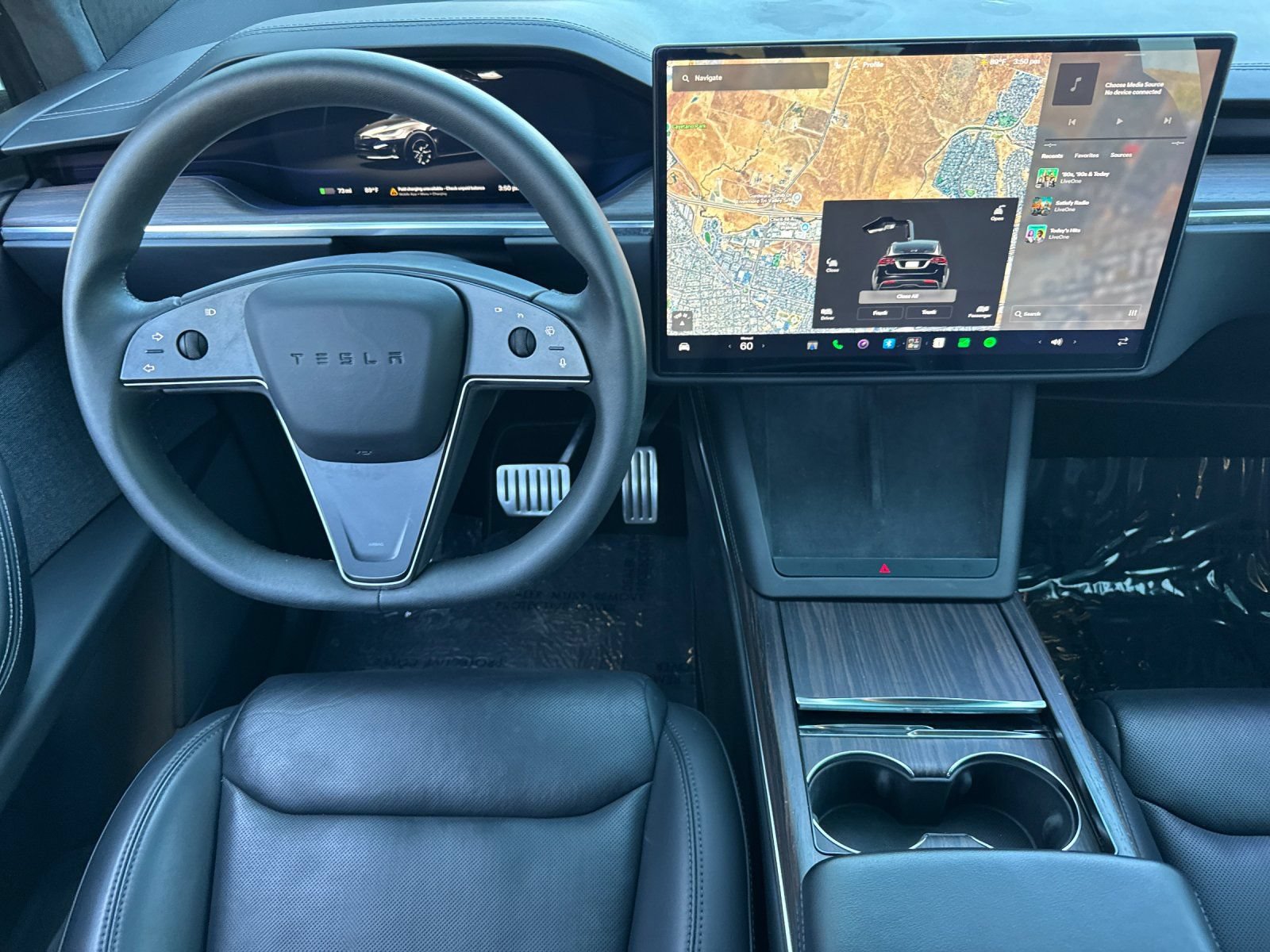 Used 2024 Tesla Model X AWD/4WD image 15