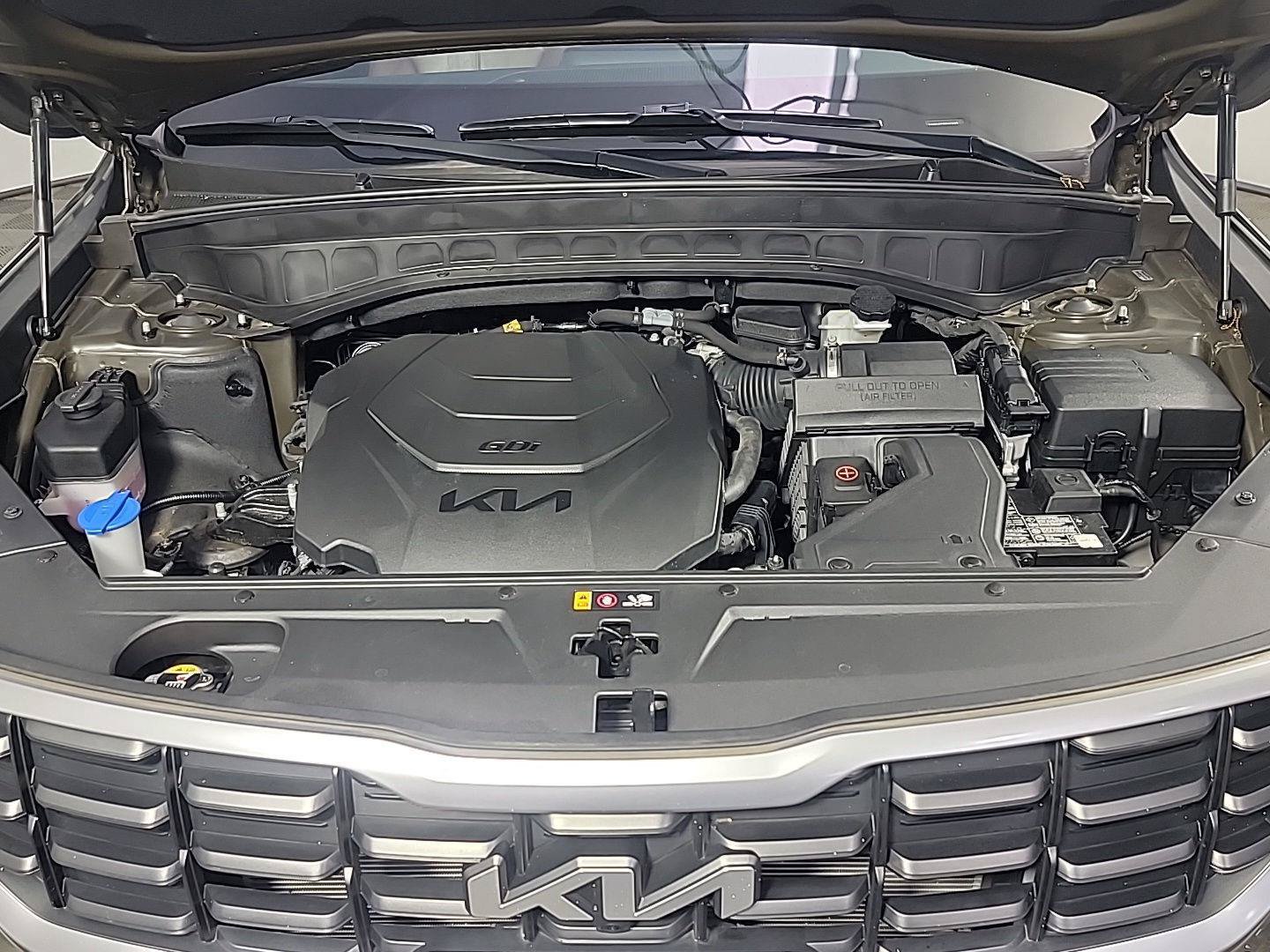 Certified 2024 Kia Telluride SX w/ Towing Package FWD image 13