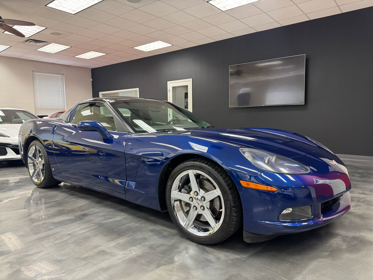 Used 2007 Chevrolet Corvette Coupe image 7