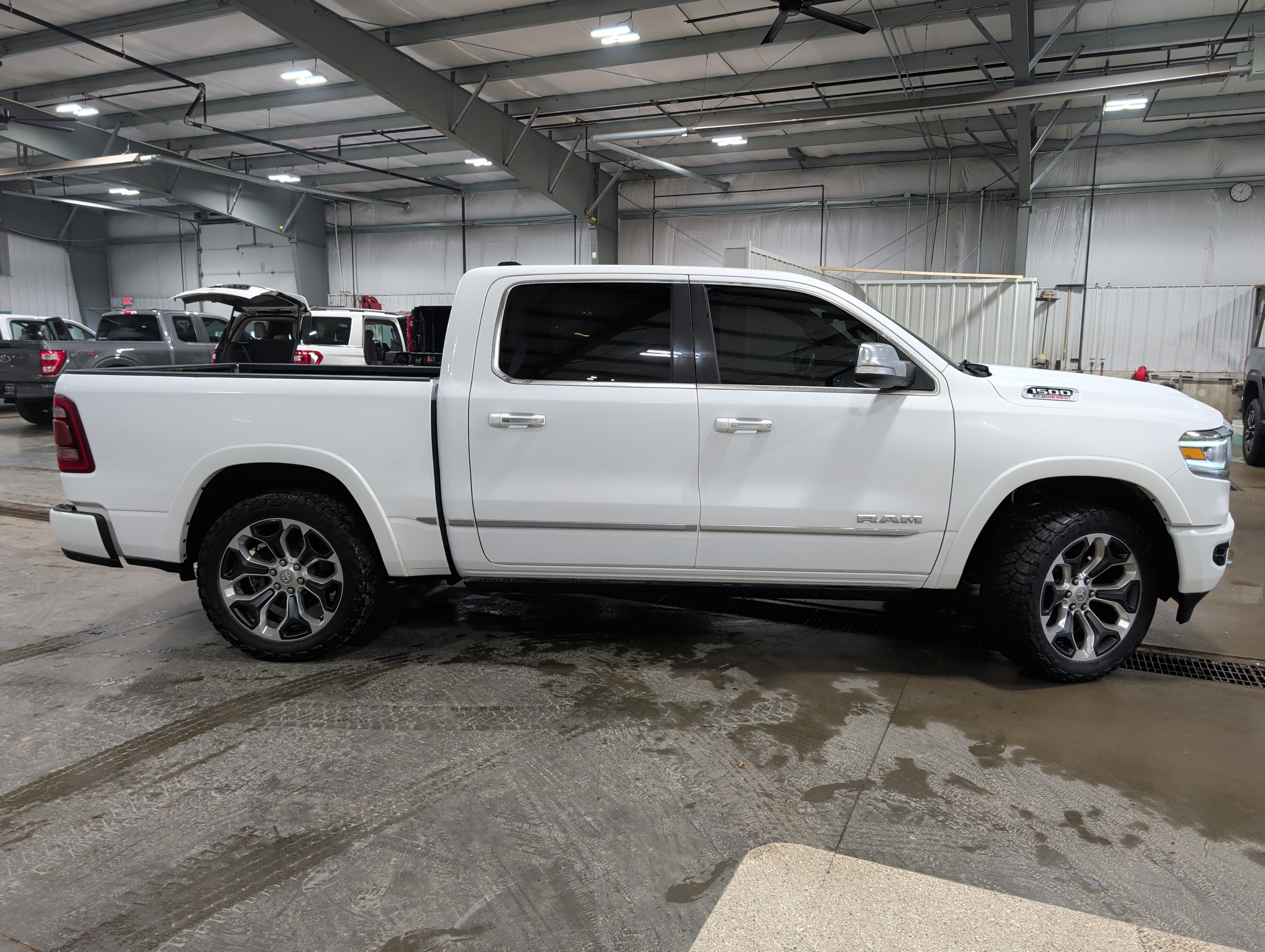 Used 2020 RAM 1500 Limited AWD/4WD image 2
