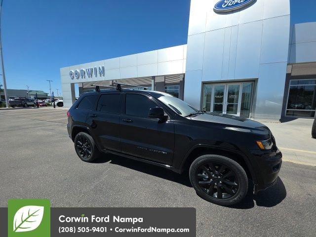 Used 2021 Jeep Grand Cherokee Laredo X AWD/4WD image 9