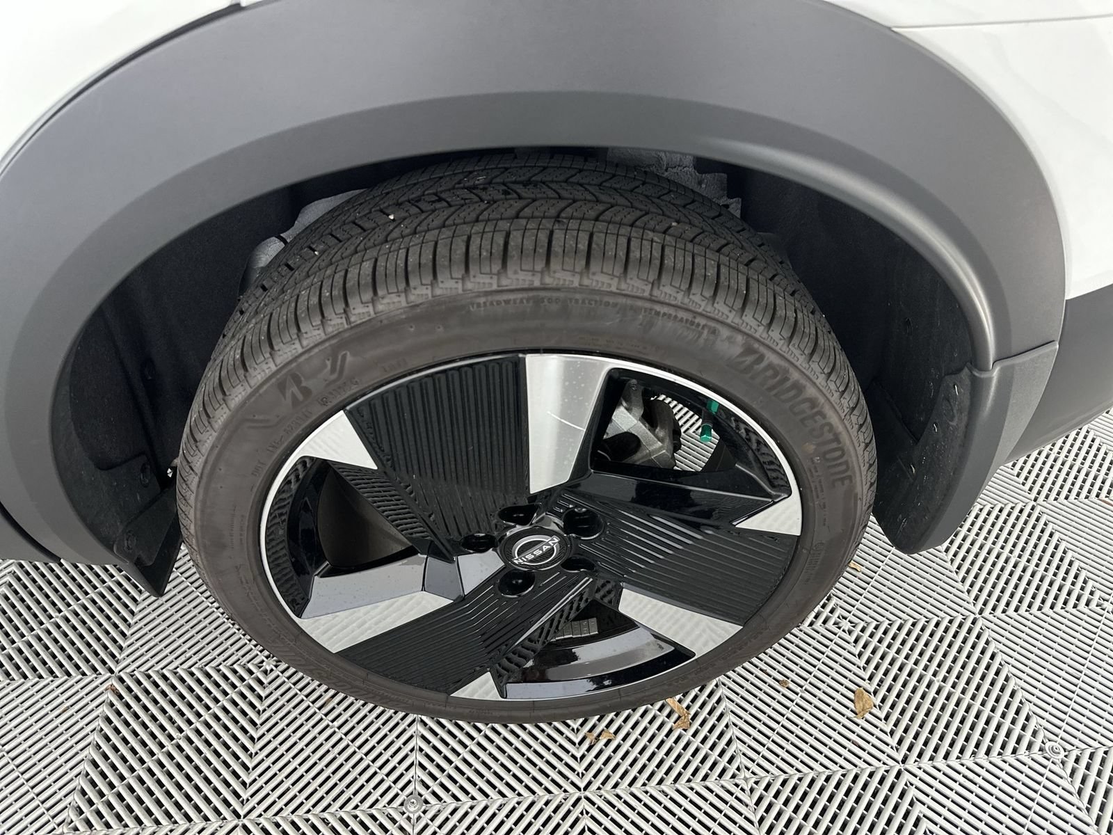 Certified 2026 Nissan Kicks SR w/ SR Premium Package FWD image 10