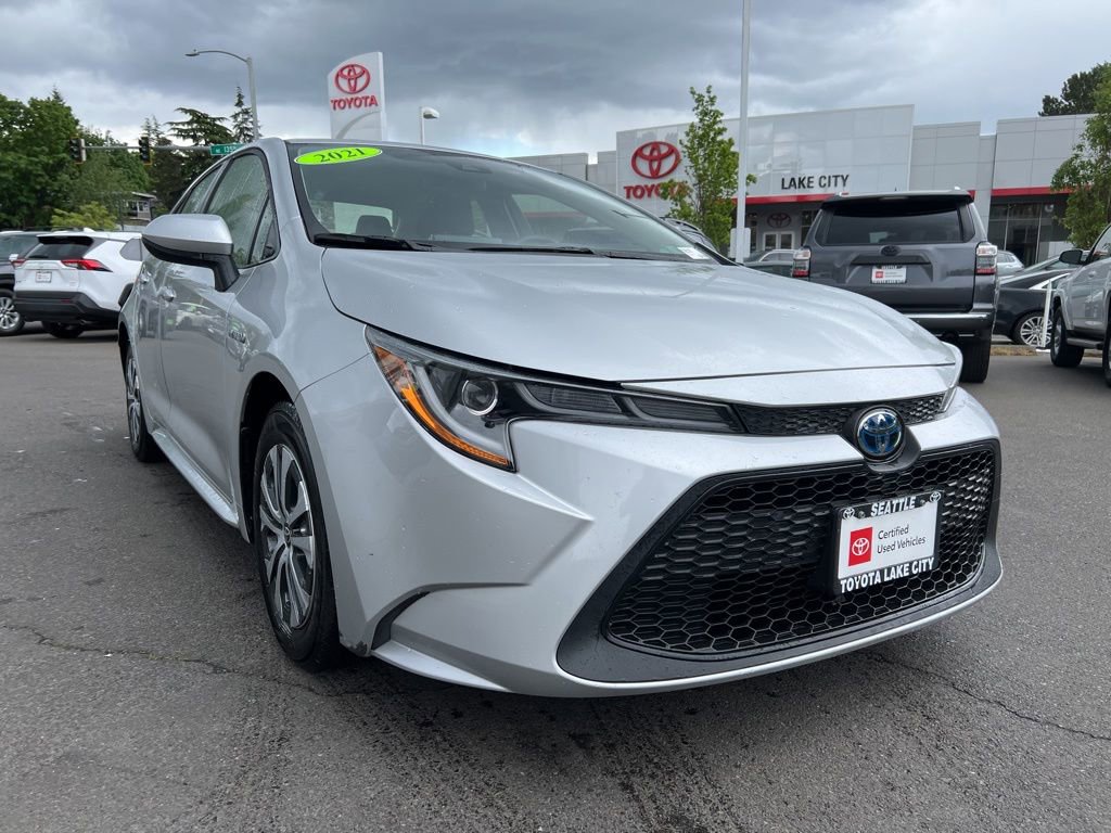 Used 2021 Toyota Corolla LE w/ Carpet Mat Package (TMS) FWD image 1