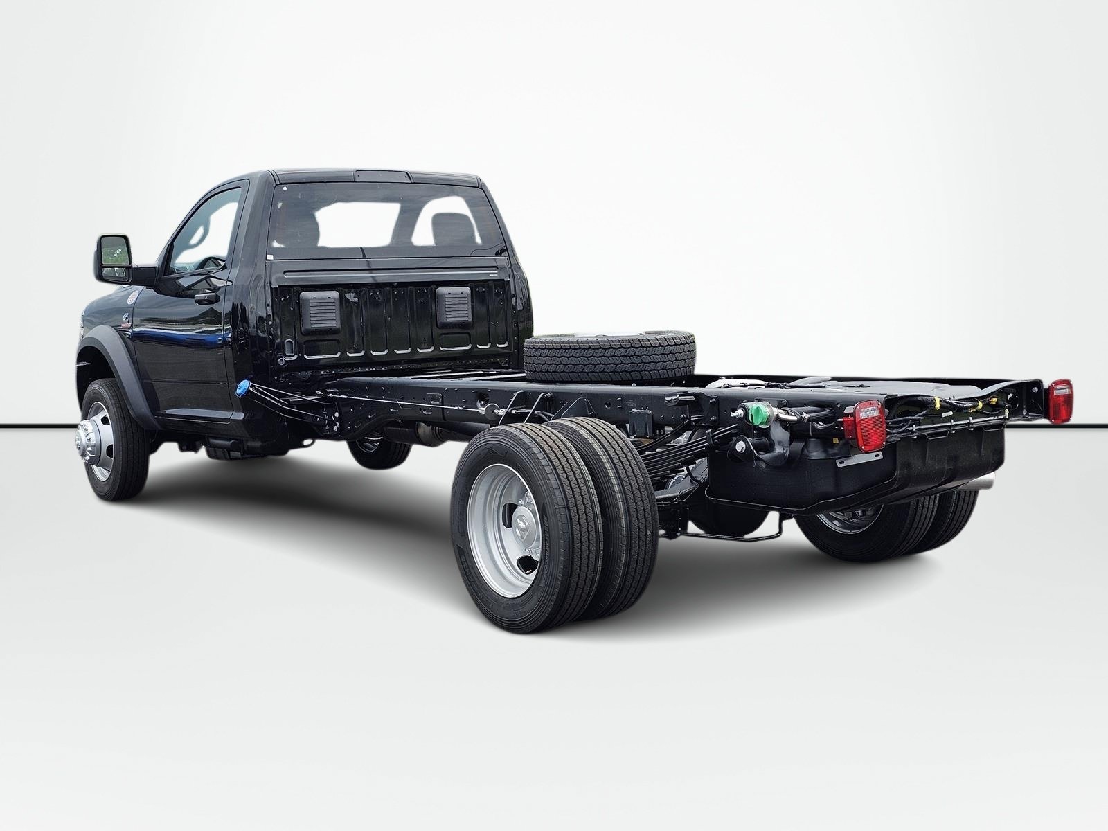 New 2026 RAM 4500 Tradesman w/ Chrome Appearance Group RWD image 14