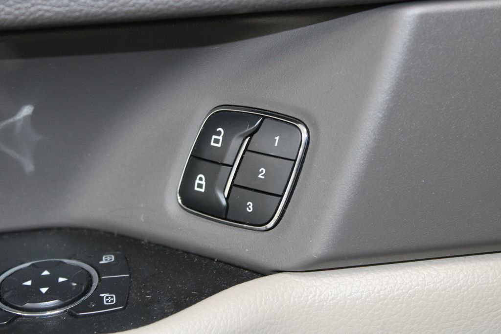 Used 2020 Ford Expedition Max Limited w/ Equipment Group 302A image 31