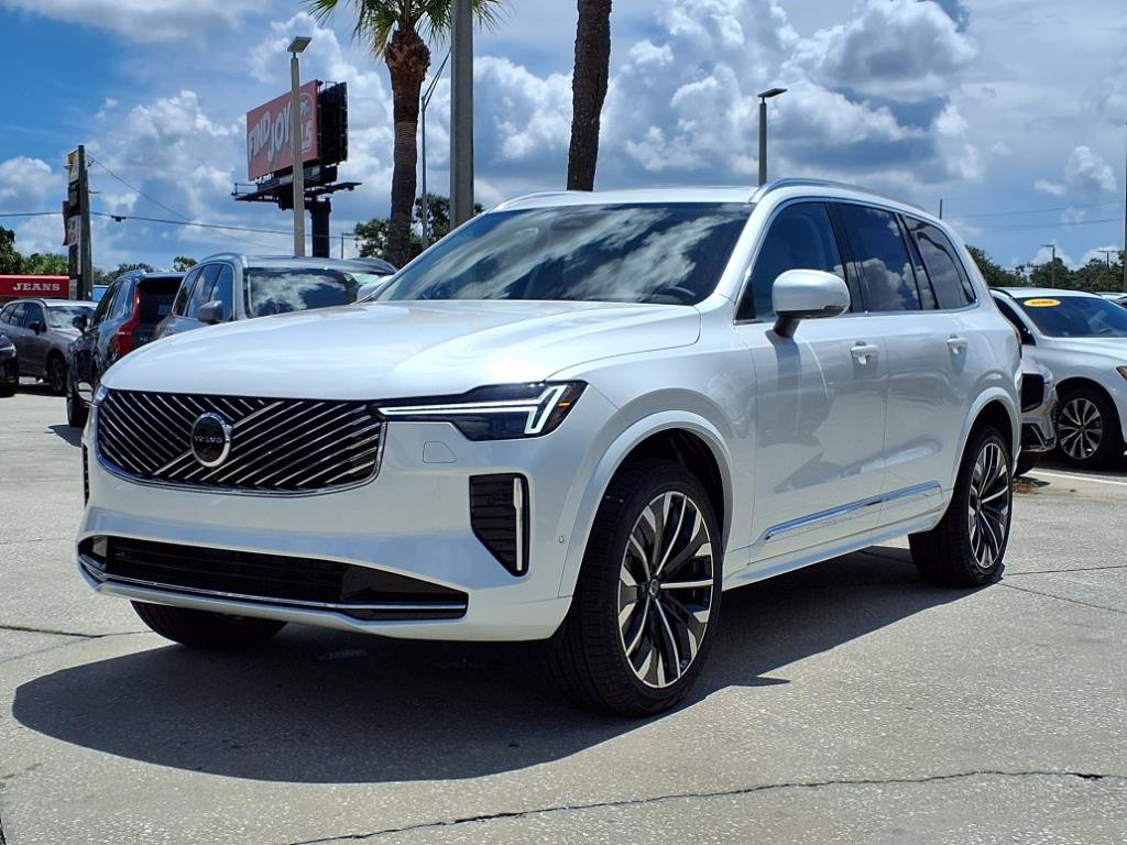New 2026 Volvo XC90 B6 Ultra image 3
