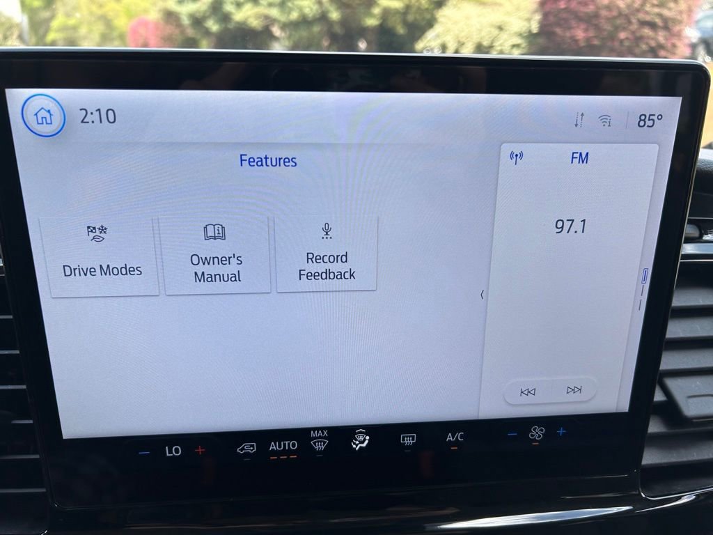 Used 2023 Ford Transit 350 XLT image 26