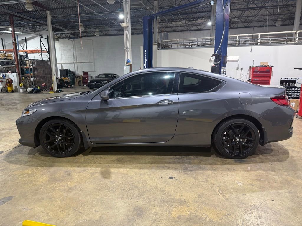 Used 2017 Honda Accord EX-L image 3